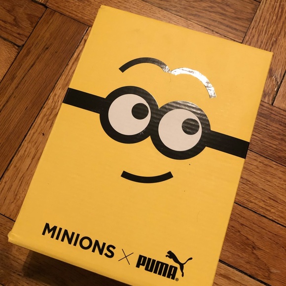 Minions x Puma toddler kicks size 10 - Picture 3 of 8